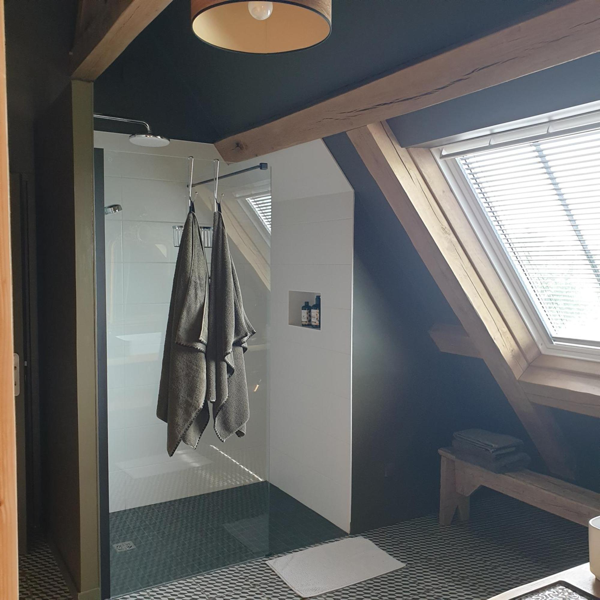 Bed and Breakfast Par Hasard Ou Pas Saint-Martin-aux-Chartrains Exterior foto