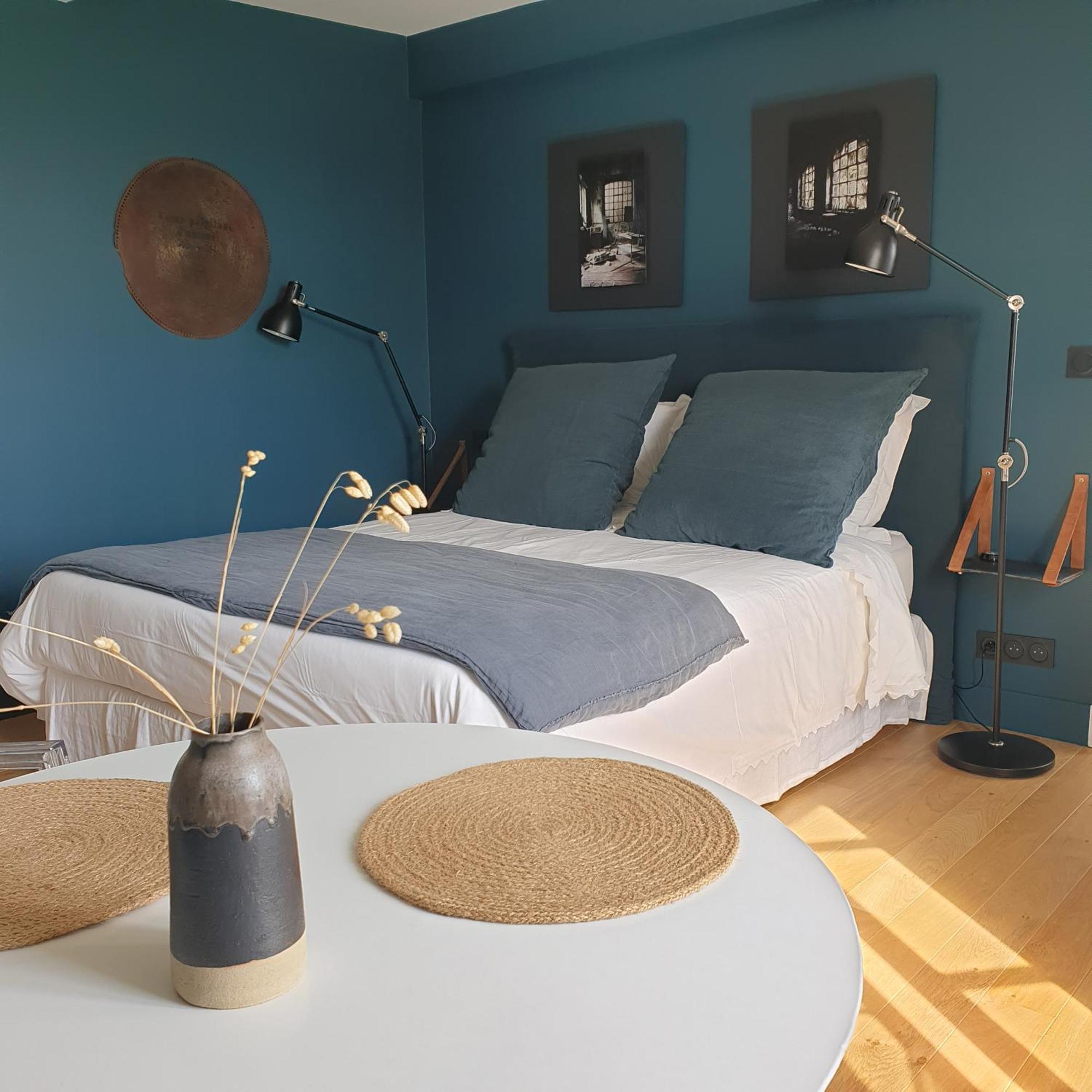 Bed and Breakfast Par Hasard Ou Pas Saint-Martin-aux-Chartrains Exterior foto